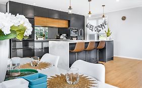 Stylish Warm House In North Hamilton